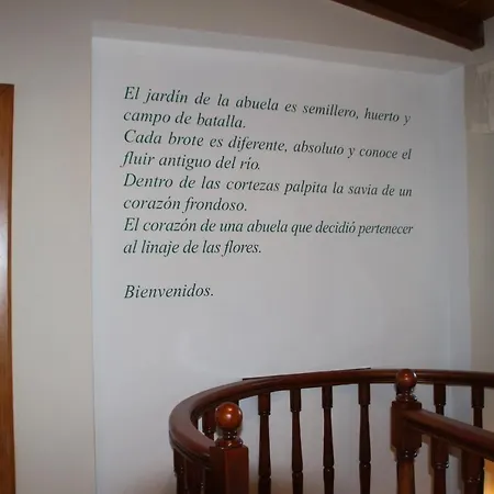 El Jardín De La Abuela Сasa de vacaciones Granada
